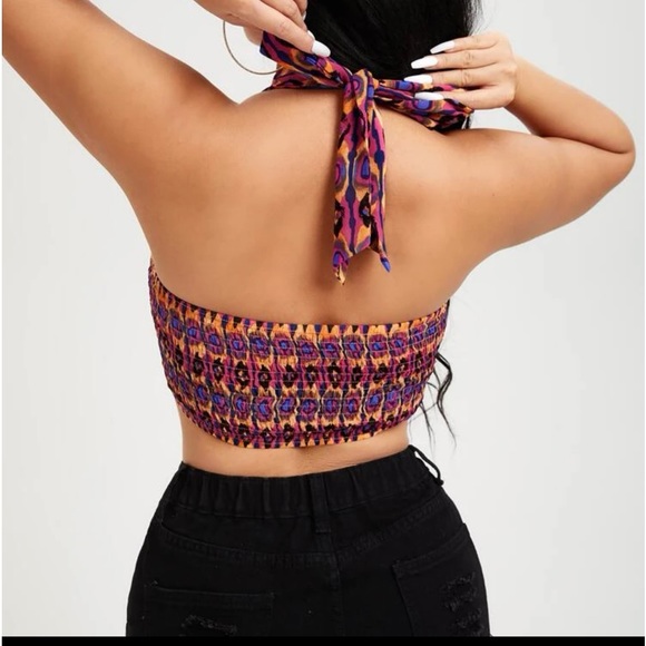 NWOT SHEIN Cut Out Ruched Halter Top - Picture 4 of 4